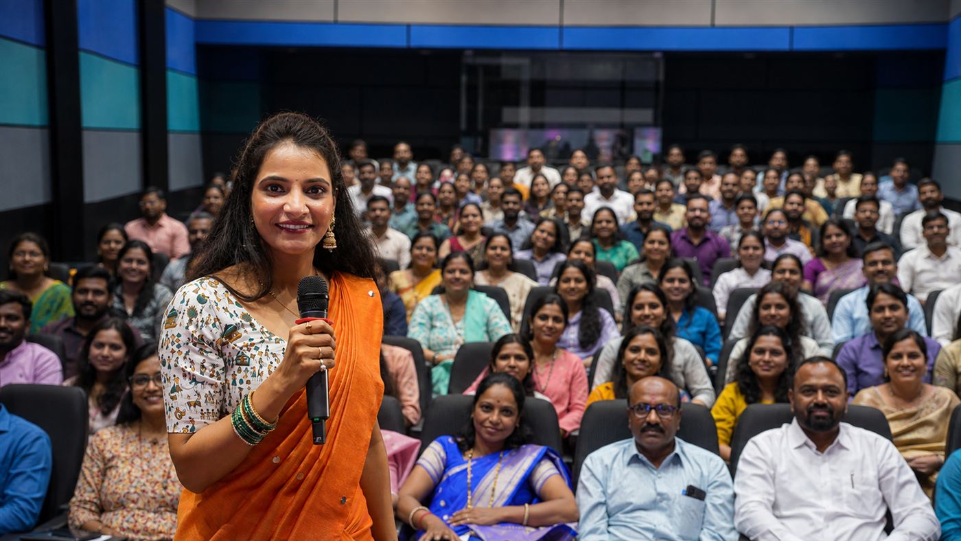 Snehal with participants at a previous Snehyoga offline event